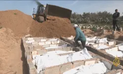 İsrail 53 Filistinli şehidin naaşını teslim etti