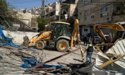 Kudüs'te yıkım, Halil'de yerleşimci ablukası tırmanıyor