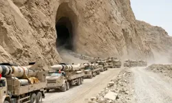 Yapay zeka yapımı füze videosu sosyal medyayı yanılttı