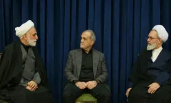 İran'dan Trump'a liderlik yanıtı: Müdahaleye izin yok