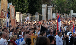 Sırbistan, LGBT'ye karşı Aile Onur Yürüyüşü düzenledi