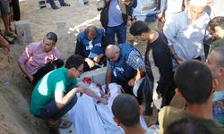 Al Jazeera muhabiri Dahduh'un eşi ve çocukları Gazze'de defnedildi