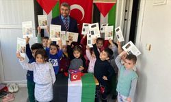 Kahramanmaraş'ta afetzede minik Kur'an kursu öğrencilerinden Filistin'e destek