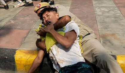 Hindistan’da Kur’an-ı Kerim yakıldı, Müslümanlar ayaklandı