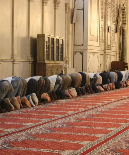 Cuma Hutbesi: İnsan: Kainatın Göz Bebeği