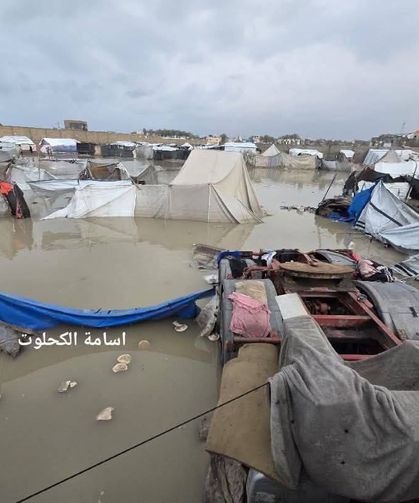 Gazze’de kış felaketi: 27 bin çadır yok oldu