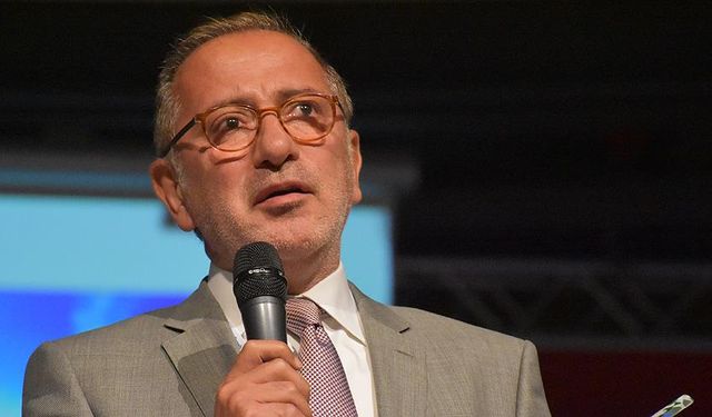 Fatih Altaylı hakkında "suçu ve suçluyu övmek"ten dava açıldı