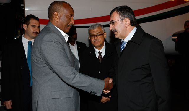 Sudan Egemenlik Konseyi Başkanı el-Burhan, Türkiye'ye geldi