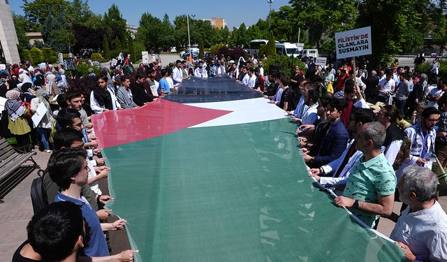 Hacettepe Üniversitesi'nde İsrail'in saldırıları protesto edildi
