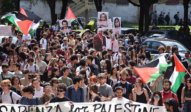 Sapienza Üniversitesi öğrencileri, Filistin'e destek için yürüdü