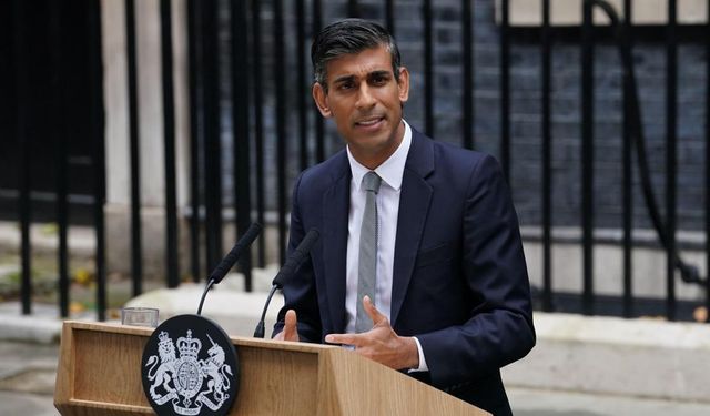 İngiltere Başbakanı, üniversitelerdeki Filistin'e destek eylemlerine tepki gösterdi