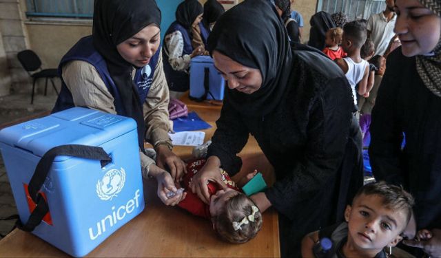 DSÖ: Gazze'de çocuk felci aşılama kampanyasının 2. turunda 157 bin çocuk aşılandı