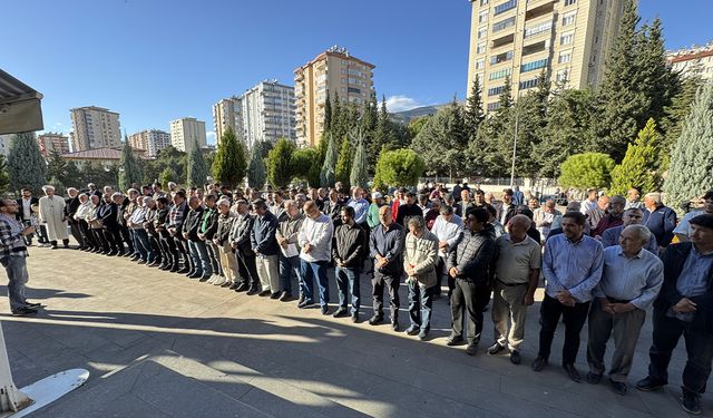 Kahramanmaraş'ta Yahya Sinvar için gıyabi cenaze namazı kılındı