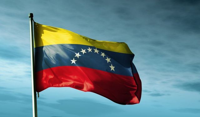 Venezuela, Lübnanlılar için Suriye'ye 14 ton insani yardım gönderdi