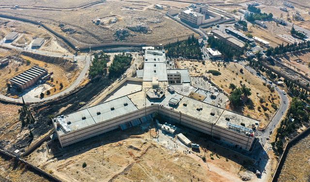 Sednaya Hapishanesi’nin derin karanlığı ve bilinmeyenleri