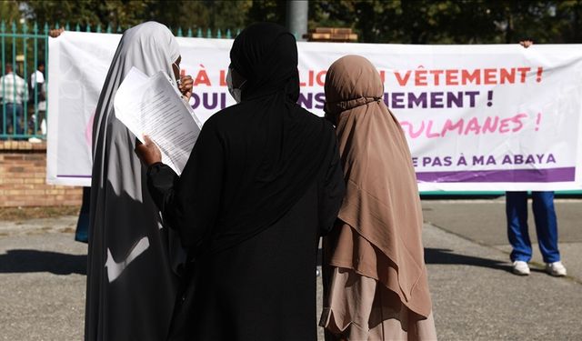 Avrupa'da Müslüman karşıtları en çok kadınları hedef alıyor
