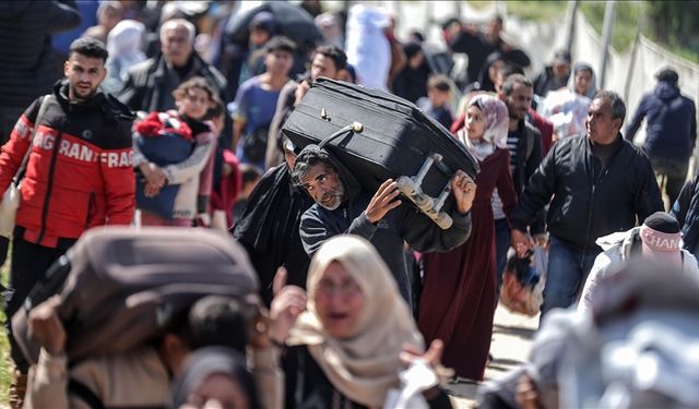 BM: İsrail'in yeniden başlayan saldırılarında Gazze'de 400 bin kişi yerinden edildi