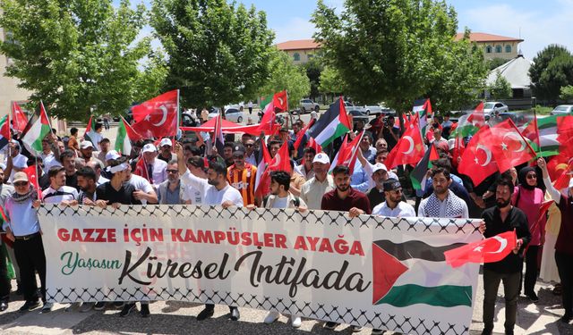 Kahramanmaraş'ta üniversite öğrencileri Filistin'e destek yürüyüşü düzenledi