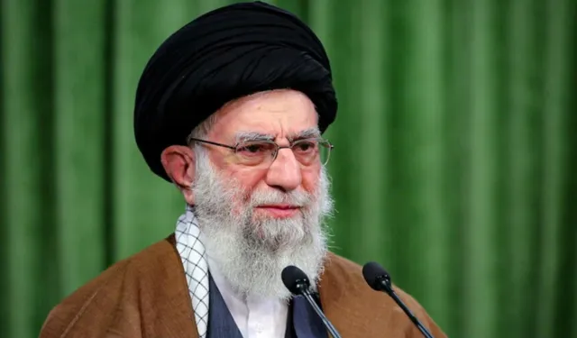Hamaney hayatta: İran dini lideri süreci yakından izliyor