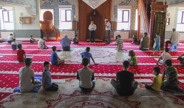 Isparta'da Kur'an kursu öğrencilerine orman yangınlarının önlenmesiyle ilgili eğitim verildi