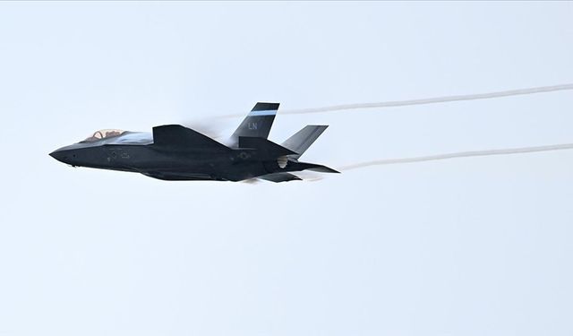 İsrail, Boeing şirketiyle 2 ikmal uçağı için anlaşma yapacak