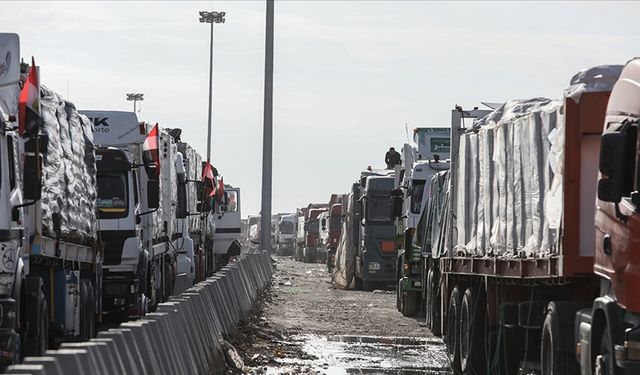 Ateşkesin ilk 5 günü, Gazze'ye günde en az 400 tır girecek