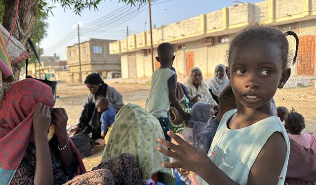 Egeland: Sudan'da 20 milyon sivil yardıma muhtaç!