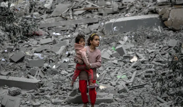 Patlamalar binlerce Gazzeliyi sağır bırakıyor