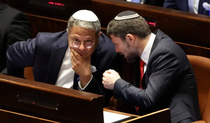 Smotrich ve Ben-Gvir, Refah'a saldırı için Netanyahu'yu tehdit etti