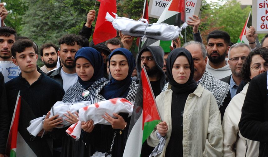 Eskişehir’de üniversite öğrencileri Filistin'e destek için çadır nöbeti başlattı