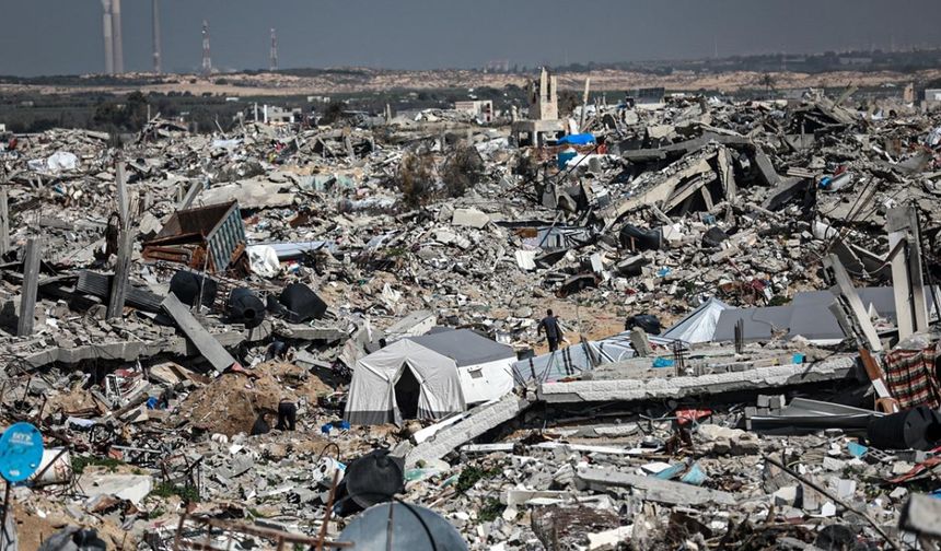 Gazze Belediyesi: 170 bin ton atık sebebiyle çevre felaketi yaşanıyor