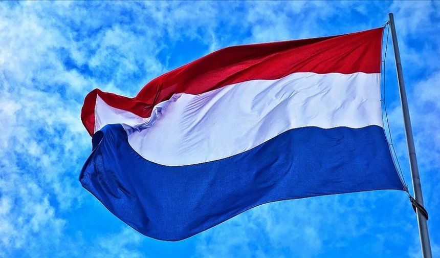 Hollanda'da Müslümanlar hakkında gizlice toplanan veriler iki ay içinde imha edilecek
