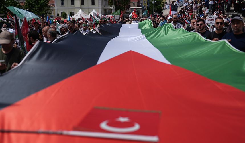 İstanbul'da "Her adım Gazze ve Kudüs için" yürüyüşü düzenlendi