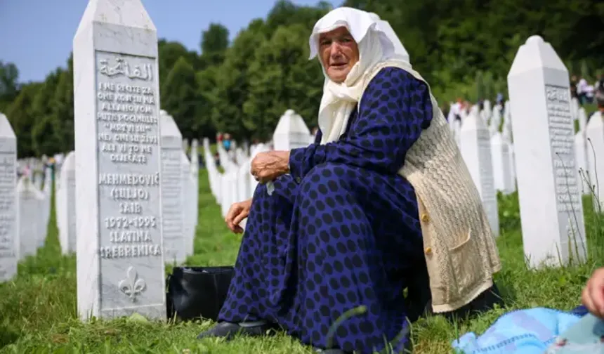 Srebrenitsa'dan 30 yıl sonra: Batı’nın çifte standardı ve keyfi adalet anlayışı