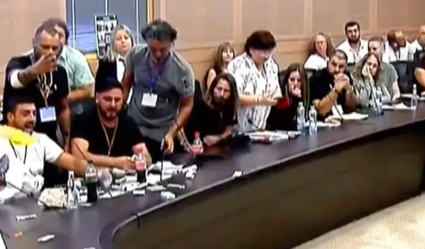 İsrail askerlerinden şok protesto