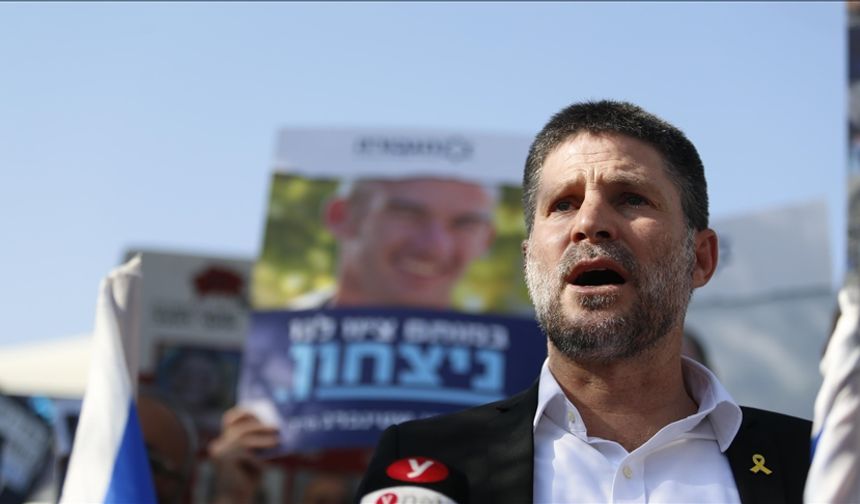 Smotrich: Batı Şeria'daki köyleri Gazze'ye çevirmeliyiz