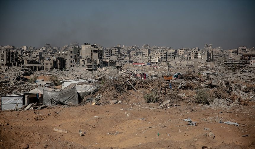 Gazze'de 10 binden fazla şehidin naaşı enkaz altında