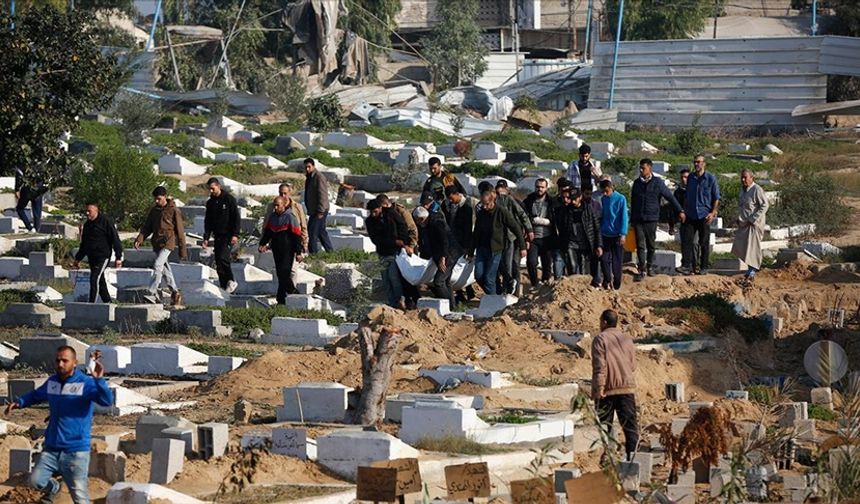 Gazze'de Filistinlilerin son sığınağı: Mezarlıklar