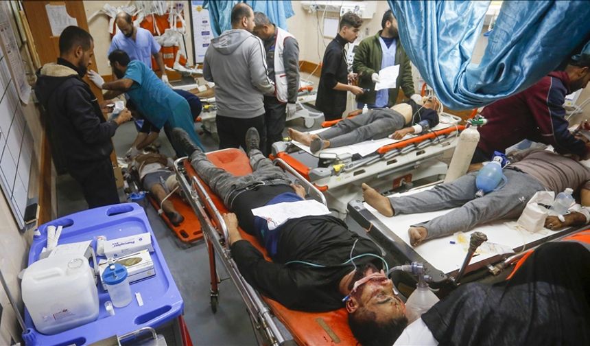 İsrail, Gazzeli hastaları hastanelerden çıkaracak!