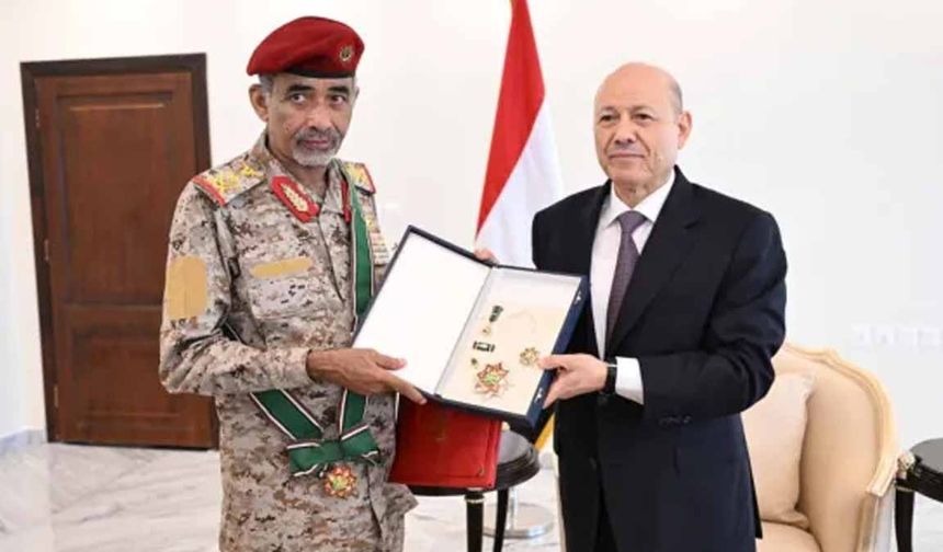 Yemen'den milislere rest: Silahlar devlete