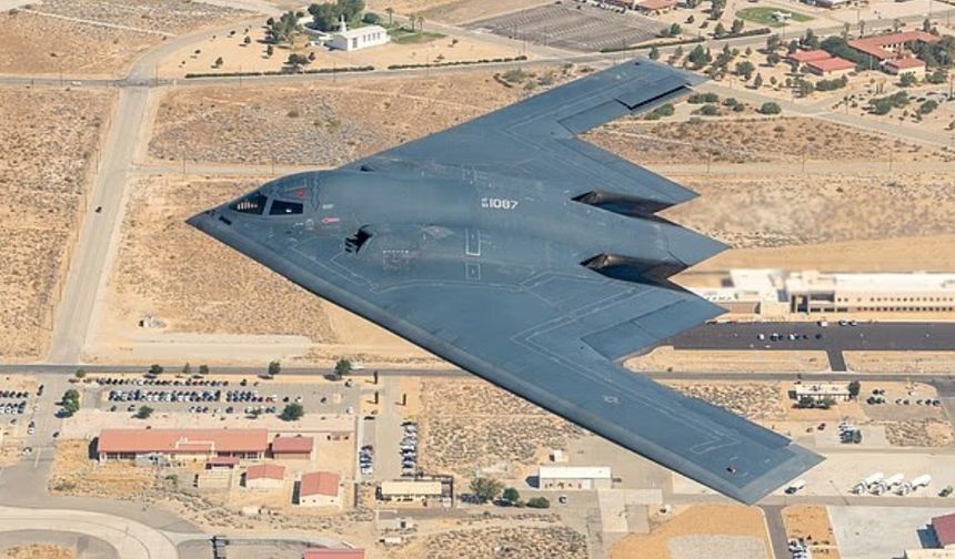 ABD, İran'ı vurmak için yığınak yapıyor