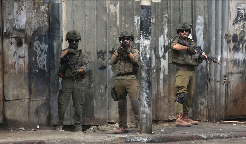 Batı Şeria'da baskın ve yerleşimci saldırısı: Çok sayıda yaralı