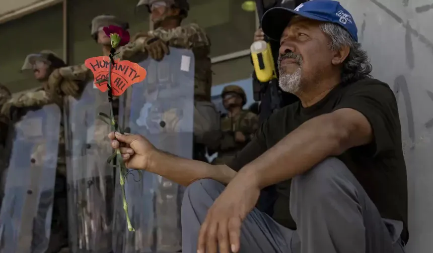 İnsan hakları için yüzyılın sınavı: Otoriter dalgayı kırmak