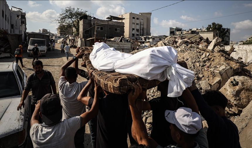 İsrail'den Gazze'de büyük yıkım: 5 ölü, 13 yaralı