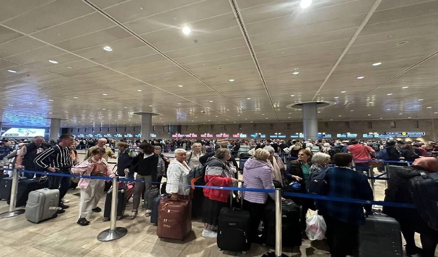 Orta Doğu'da savaş tamtamları: Büyükelçiliklerden acil çağrı