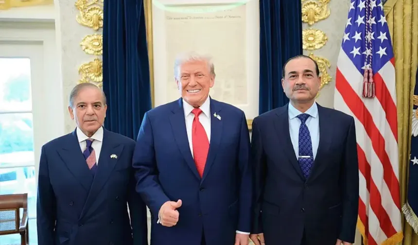 Trump'ın yeni rotası: Hindistan'a soğuk, Pakistan'a sıcak
